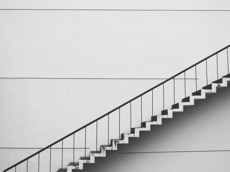 Scala contro finestra: chi vincerà?