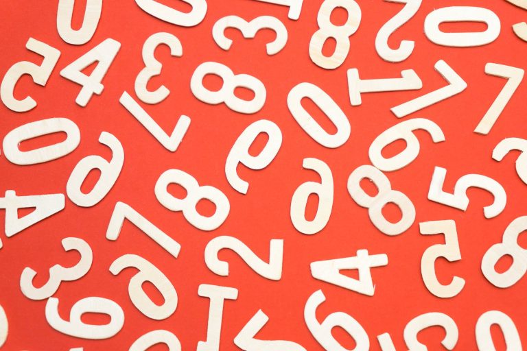 «Decidono i numeri»: ma i numeri chi li decide?