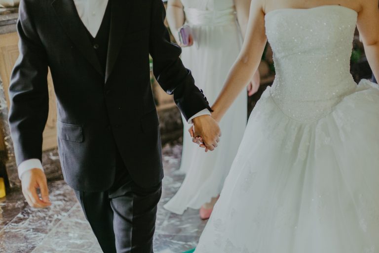 Matrimonio solo religioso: chi eredita dal coniuge?