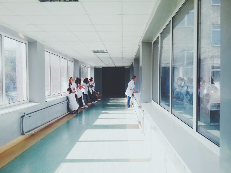 Uccidere anziani, disabili, depressi: il prossimo progresso.