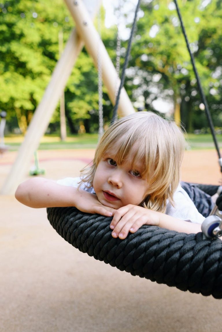 Figlio che si fa male all’asilo: che fare?